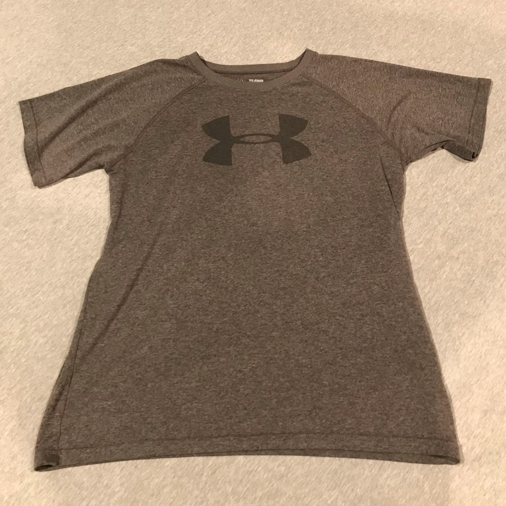 Dark Gray Under Armour T-Shirt Kids XL